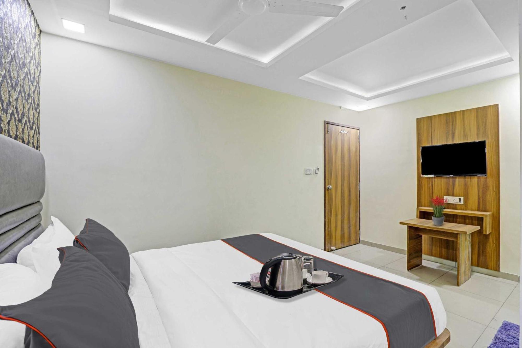 Hotel O Hill View Vadodara Luaran gambar